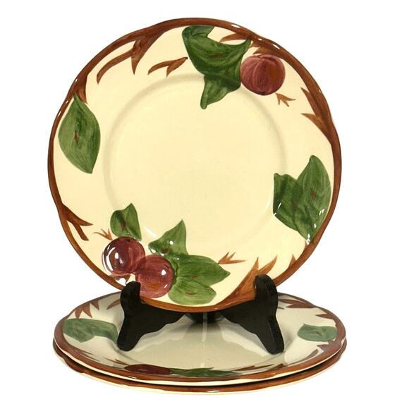 Franciscan Vintage Red Apple 1995 England 8" Salad Dessert Plates-Set of 3 - Picture 1 of 6